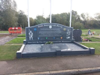 IRA Troubles Conflict Private Tour Museum Graves Murals and Political Analysis - Price and time: what you’re really paying for