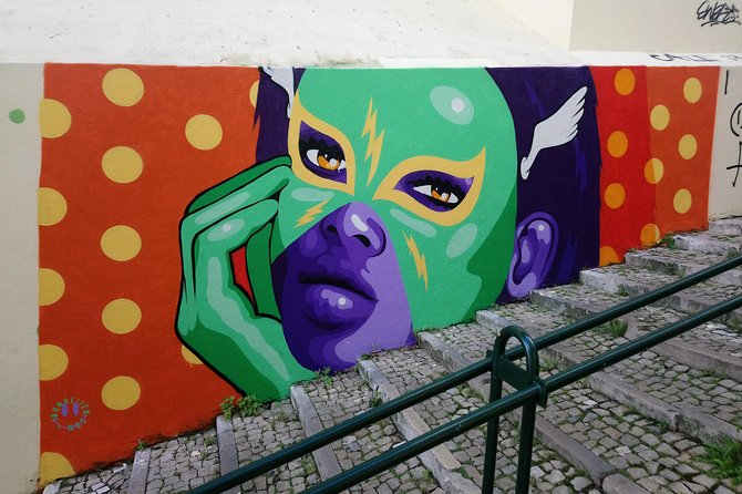 Kickstart Street Art Tour in Lisbon - The “huge gallery” stop: why outdoor murals can feel like museums