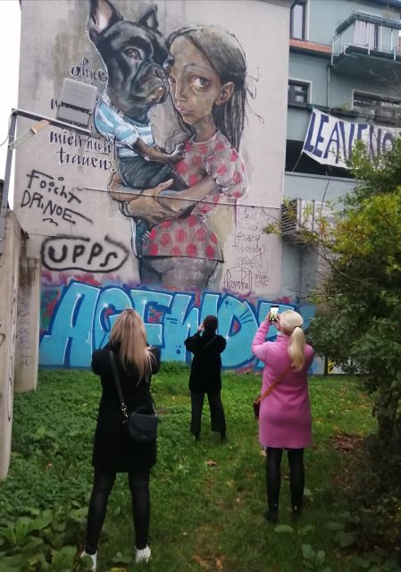 Köln Ehrenfeld: Street Art und Graffiti Tour Walls of Wonder - Hidden alleys and side streets: why the route matters