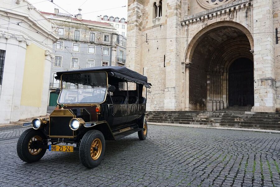Lisbon: 3-Hour Street Art Tuk Tuk Tour - Key highlights you’ll care about