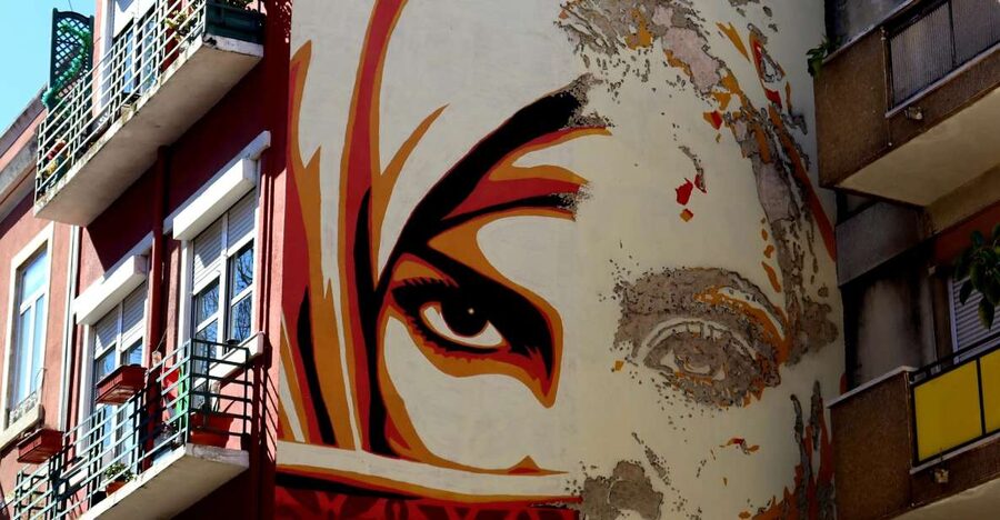 Lisbon: Street Art and Historical Walking Tour - Miradouro da Graça: the view that sets the tone for street art