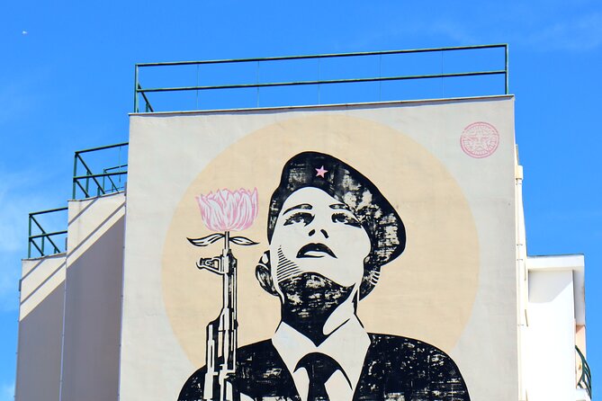 Lisbon Street Art and Lookout Point Tour - Stop 6: Miradouro Chão do Loureiro, Tagus River views, and the street-art gallery talk