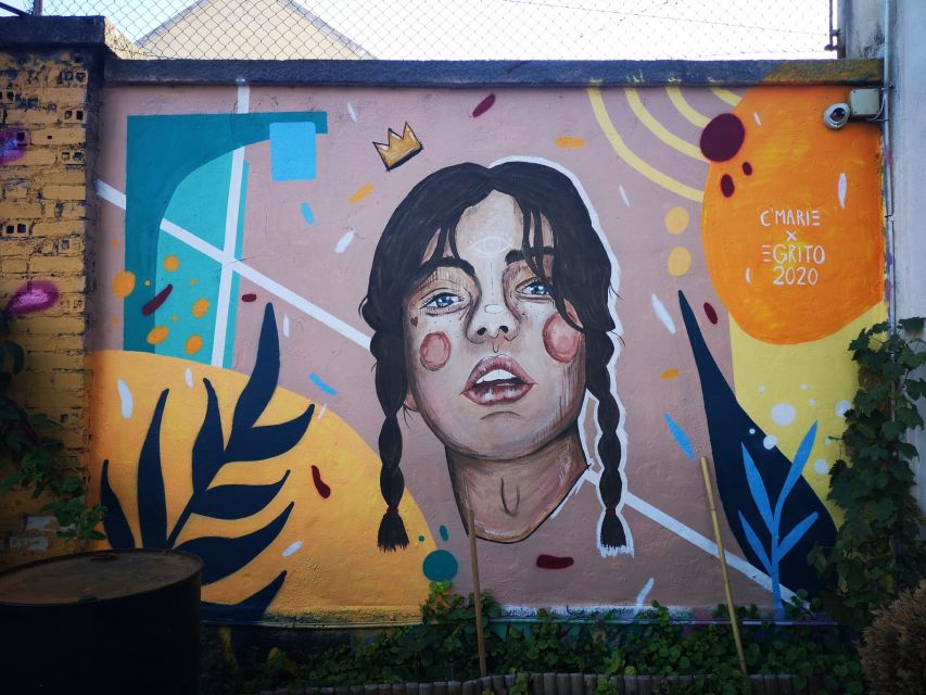 Lisbon: Street Art Tuk Tuk Tour - Price and value: what $165 per group really buys you