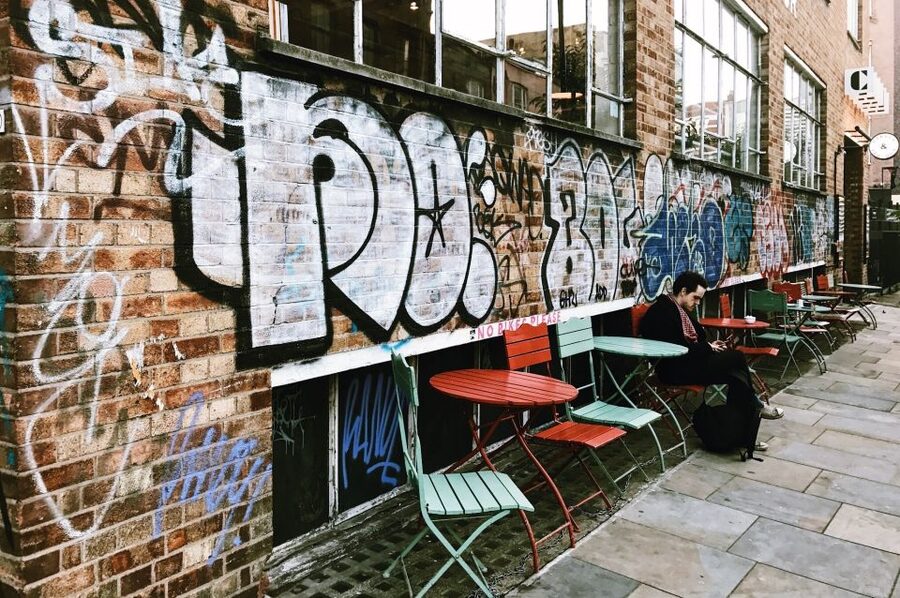 London East End - Guided Walking Tour 12 guests 2,5h - Brick Lane and High Street: the walls get louder