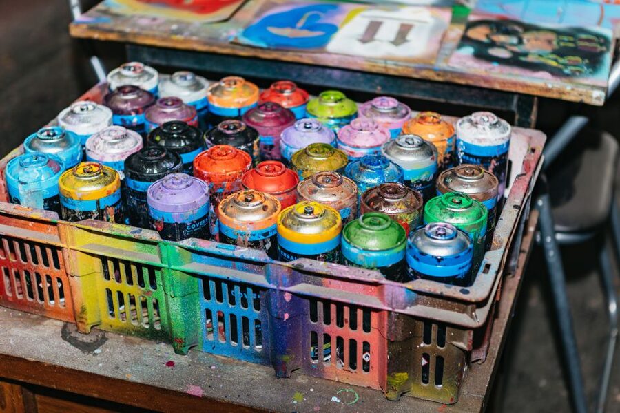 London: Half-Day Street Art Tour and Workshop - Taking a refreshment break without breaking the momentum