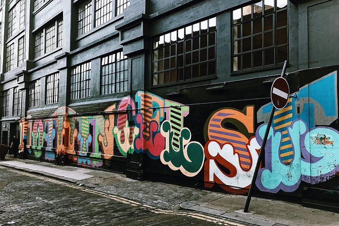 London Street Art Tour of the East End Exclusive Walking Tour - Petticoat Lane Market: A 400-Year-Old Market With a Modern Shopping Mix