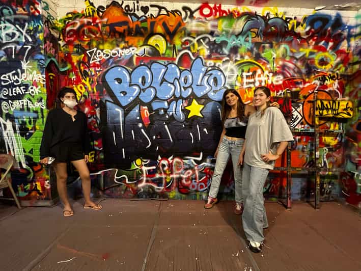 Los Angeles: Experience a Hands-on Graffiti Lesson in LA - Meet the local artist and build your individualized project