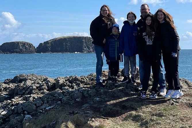 Luxury Giants Causeway Tour in Mercedes + FREE Belfast Mural Tour - Belfast murals at the end: a fast, guided map of the city’s conflict and peace