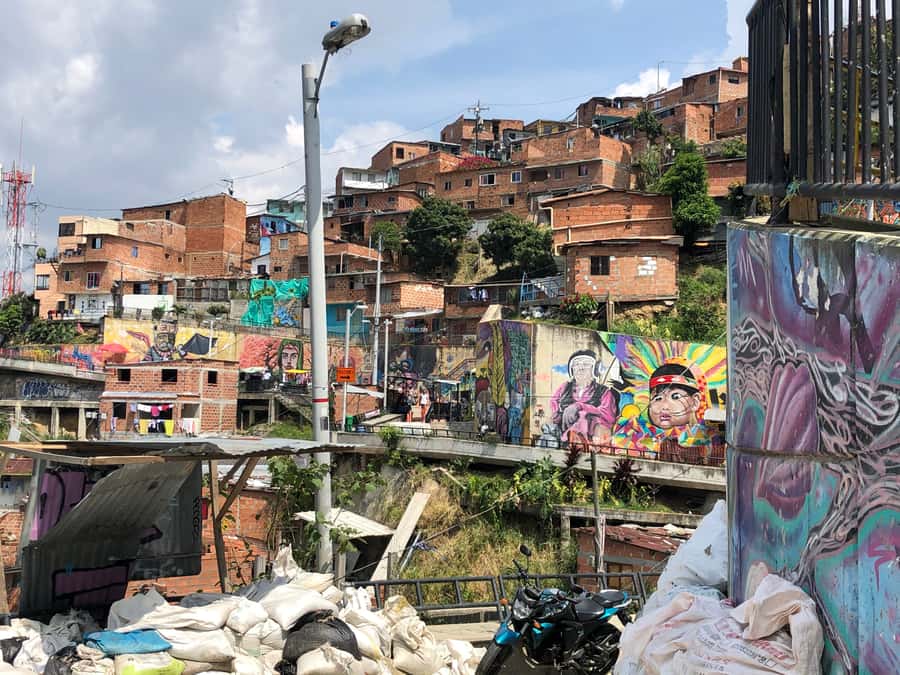 Medellín: Private Comuna 13 Street Art Tour - Should you book the Medellín Comuna 13 street art tour?