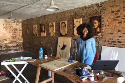 (Meet the Artist)Art Gallery & Street Art tour with lunch - Where the tour starts: the 1on coffee meeting point (and why it matters)