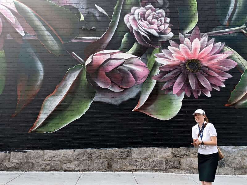 Montreal: Guided Walking Tour of Montreal's Murals - The Two-Hour Flow and Why the Timing Works