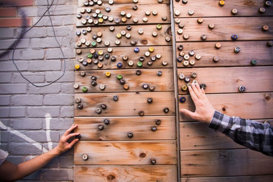 Montreal: Street Art & Mural 2-Hour Guided Walking Tour - Food and drink breaks: what to try around the route