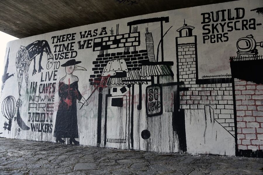 Munich: Street Art Bike Tour - Getting off the beaten path: biking into Giesing