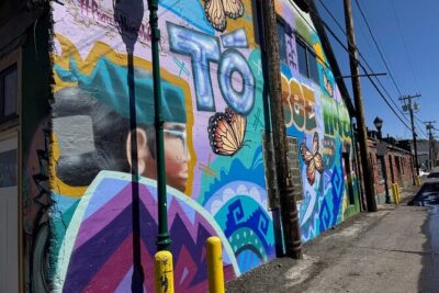 Mural Tour of Historic Downtown Flagstaff - Stop by Stop: The Mural Trail That Builds a Story