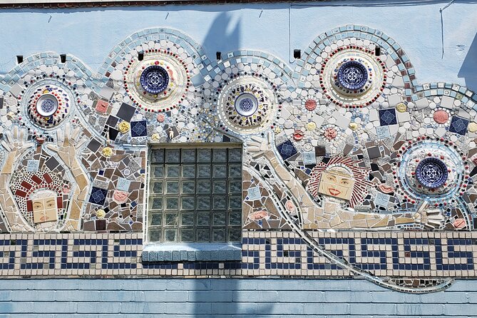 Murray Hill Walking Mural Tour - Bee Friends Farm: quick bee education with a local shopping option