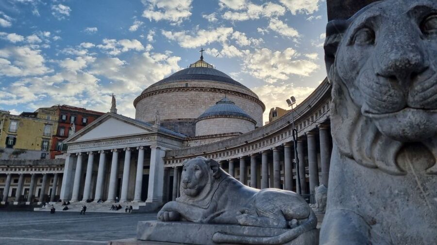Naples Essentials: Monuments, Local Life & Street Art - Who should book this Naples Essentials walk