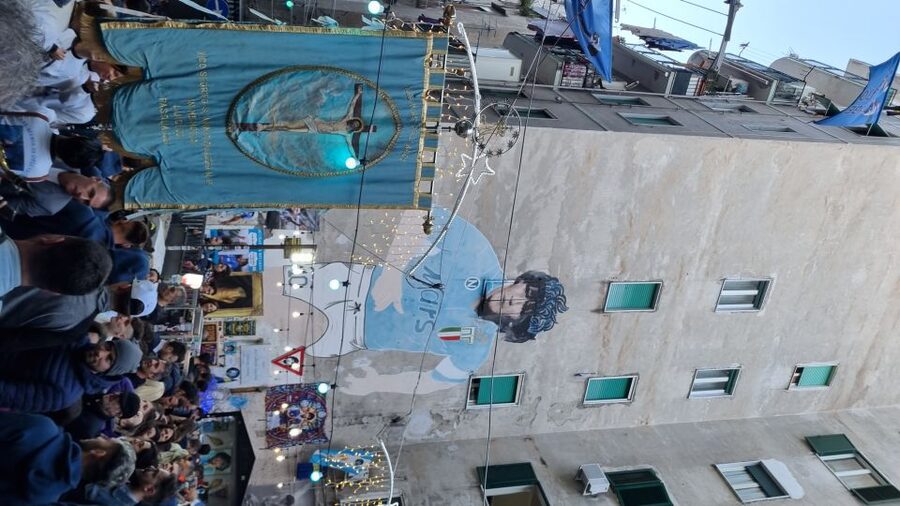 Naples Essentials: Monuments, Local Life & Street Art - Price and value: $28 for the guide, the route, and the context