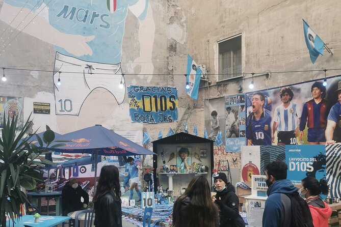 Naples Spanish Quarters Walking Tour Street Art, Folklore & Sweet - Timing, Pace, and Group Size in Real Life