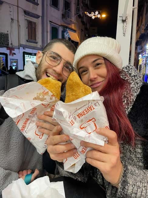 Naples: Street Art, Wine and Food Tasting Walking Tour - Walking pace, group size, and comfort tips that matter