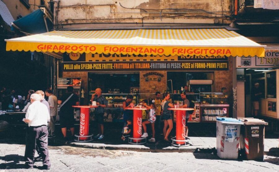 Naples: The Spanish Quarters, Street Art and Local Market - Headsets, Group Size, and the 2-Hour Pace: What $35 Buys You
