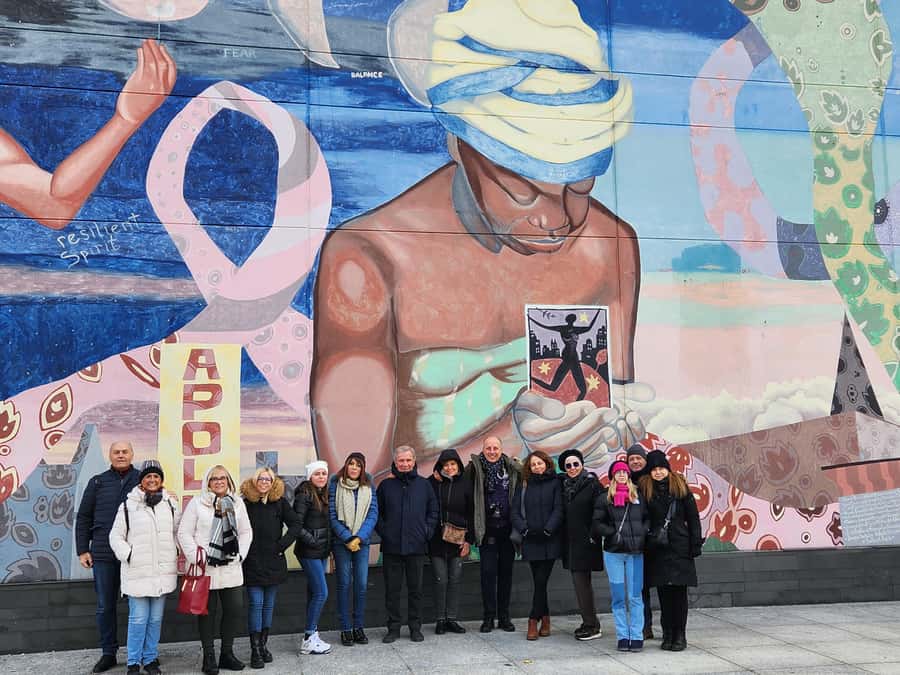 New York: Hip-Hop, Murals, Sports, and Dangerous Neighborhoods Tour - The “dangerous neighborhoods” framing: how to enjoy it responsibly