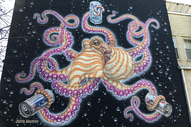 Offbeat Street Art Tour of Chicago: Urban Graffiti, Art, and Murals - Finish at Logan 11 for craft drinks and food