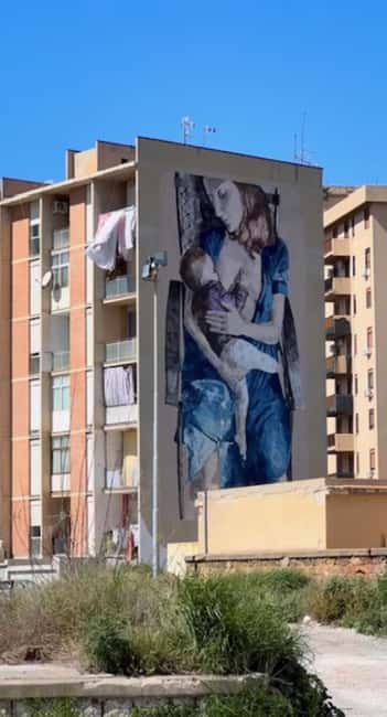 Palermo: Street Art and Urban Life Walk - Vucciria to the Kalsa: shutters, murals, and everyday urban scenes