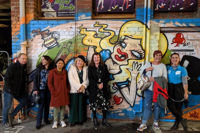 PERTH BAR+STREET ART TOUR: Hidden Secrets, Laneways + Good Times! - Guides Like Robyn, Jess, and Amber Make the Difference