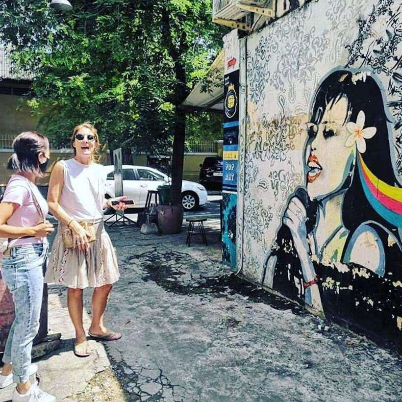Phnom Penh | Food & Street Art Half Day Tour by Tuk Tuk - Group size, pace, and comfort: how the morning actually feels