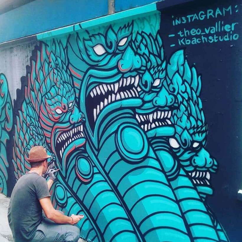 Phnom Penh | Food & Street Art Half Day Tour by Tuk Tuk - Sangkat Boeung Kak 1: street murals in the neighborhood texture
