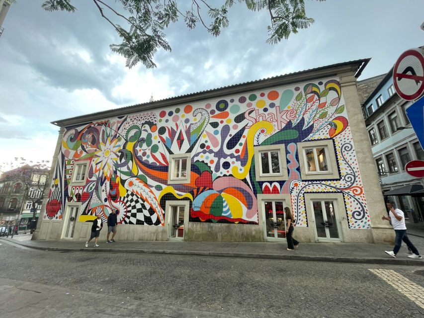 Porto: Half-Day Street Art Tour - The main walking portion: famous murals and how Porto’s scene evolved
