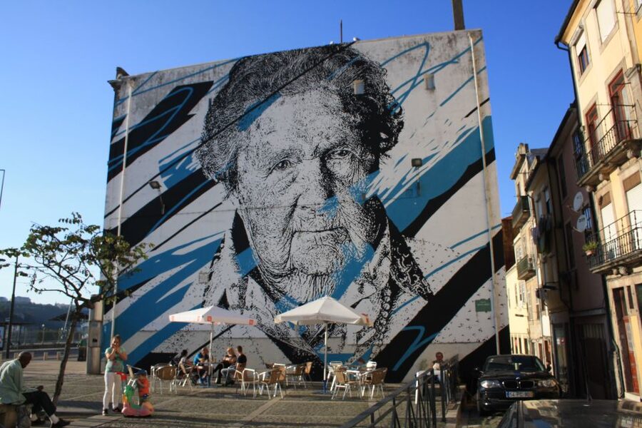 Porto: Half-Day Street Art Tour - The secret stop: short visit, big surprise factor