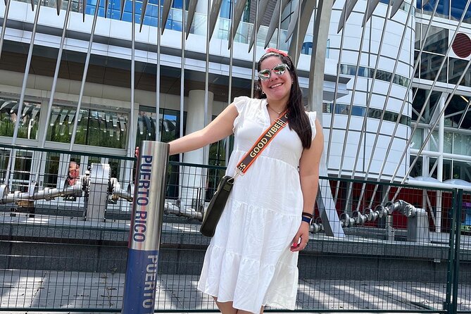 Private 3-in-1 Sightseeing, Brewery, and Mural Tour of Houston by Cart - One Market Square and Buffalo Bayou Park: old Houston and water stories