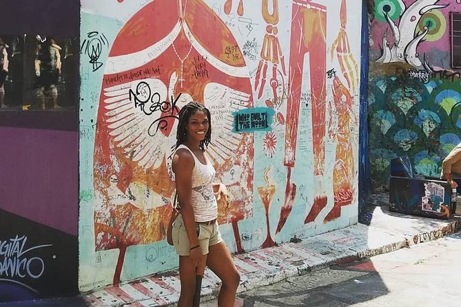 Private Street Art Tour of São Paulo with Batman´s Alley Visit - The Viaduct Stop: Murals on a Moving City Line
