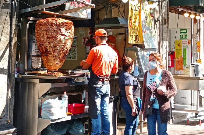 Private Street Food & Mural Art Tour in Mexico City - A smart way to read Mexico City: art, then eating