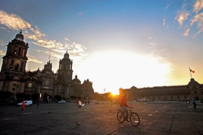 Private Street Food & Mural Art Tour in Mexico City - Alameda Central: the park becomes part of the mural story