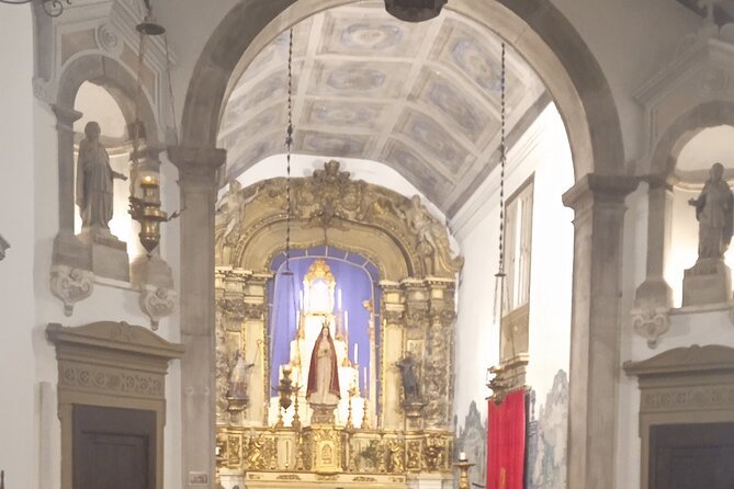 Private Tuk Tuk of the Old Town Lisbon and Street Art Highlights - Who should book this private tour