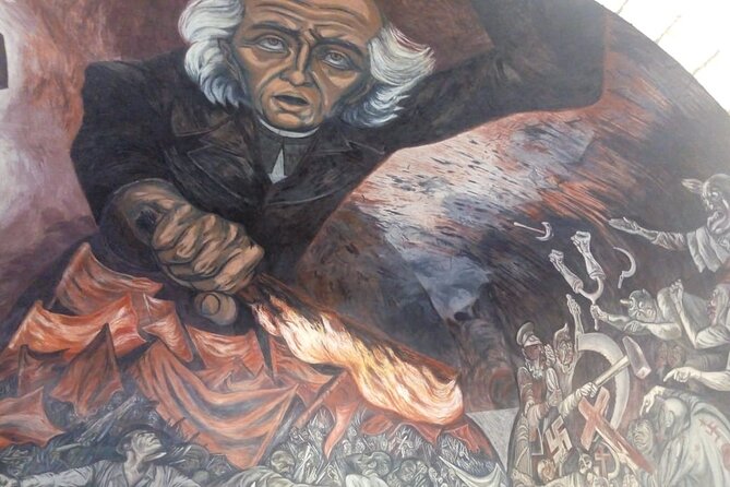 Private Walking Tour Guadalajara History and Murals with Guide - Why Guadalajara Murals Work Best on Foot