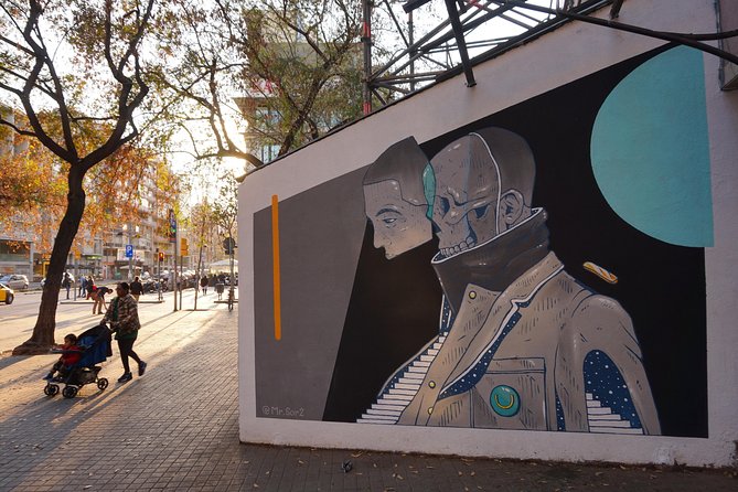 Raval Street Art and Graffiti Guided Tour in Barcelona - Photo Tips and Street Art Strategy for the Best Results