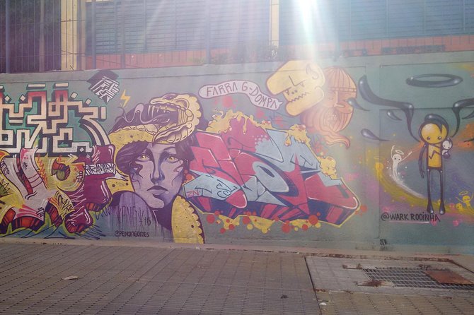 Rio Street Art Tour - Starting in Copacabana: art that explains the city’s mood
