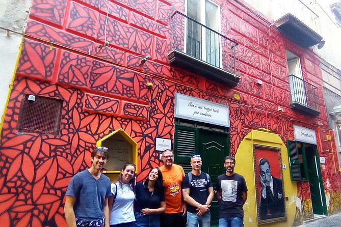 Rione Sanità Street Art and Traditions Tour for Small Groups - Starting at Via Porta S. Gennaro: How the Tour Keeps Things Manageable