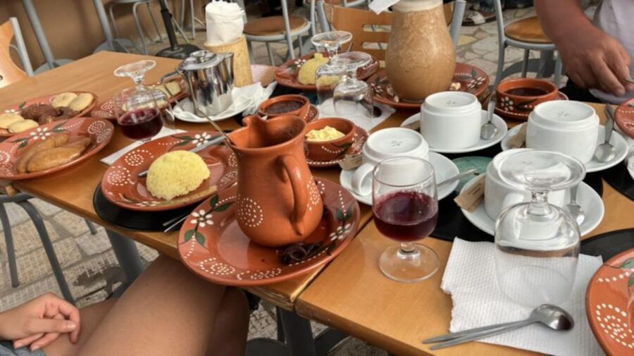 Sal island: Santa Maria city tour, street art and tapas - Price and logistics: $147 for up to 2, and how to judge value