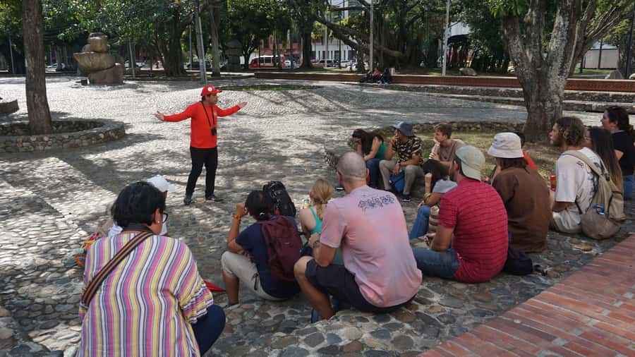 Shared Tour Cali's Salsa, Graffiti & Resistance Experience - Price and Value: Why $13 Works Here