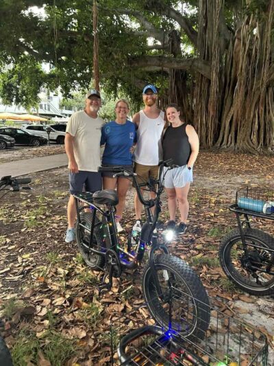 St. Petersburg, FL: Sightseeing & Murals Electric Bike Tour - Electric bikes in downtown St. Petersburg: effort made reasonable