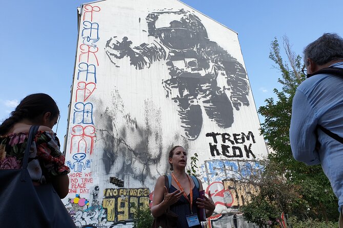 Street Art and Alternative Tour of Berlin in French - The 3-hour street art route: what you’ll actually notice