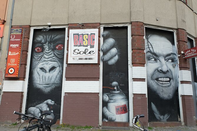 Street Art and Alternative Tour of Berlin in French - Schlesisches Tor finish: ending near transit, not in the middle of nowhere