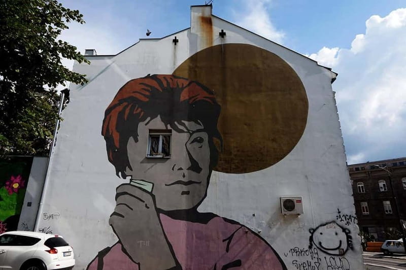 Street Art E Scooter tour - Stop by stop: what happens during the 2.5 hours