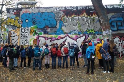Street Art Tour Dresden Neustadt - The art you’ll miss without help