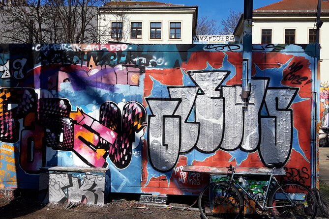 Street Art Tour Dresden Neustadt - Logistics that actually matter: meeting point, walking, and no hotel pickup