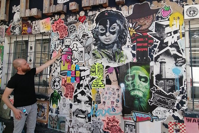 Street Art Tour Köln Ehrenfeld - Michael and the small-group advantage on a 12-person max tour